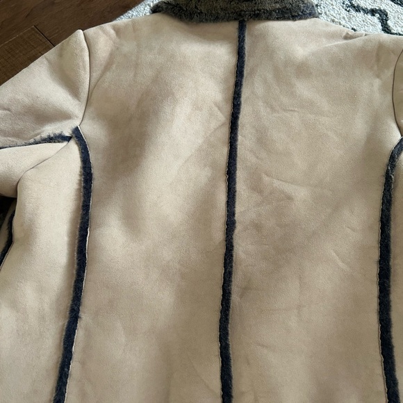 NOVELTI faux fur jacket - Picture 6 of 6